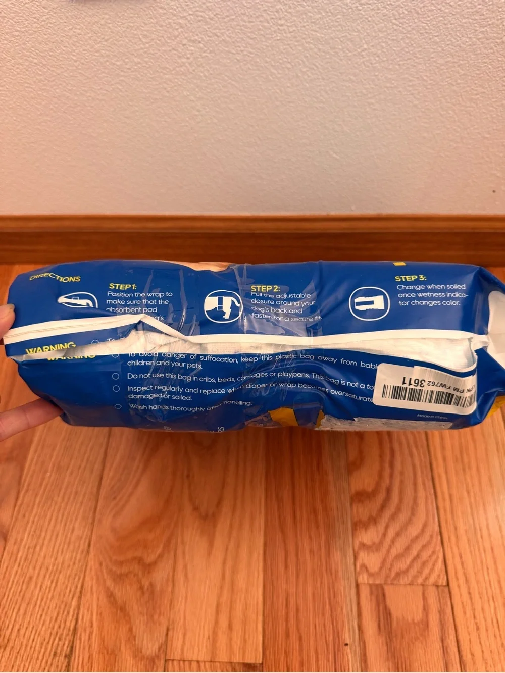 HoneyCare Disposable Male Dog Wraps Medium 50 Count 18–25” Open Box